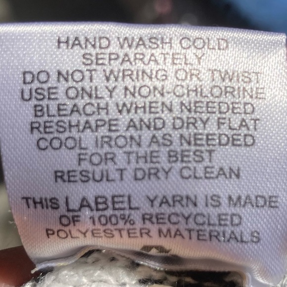 Pink Rose houndstooth knit sweater vest black and White  Pattern GUC unisex Sm - Picture 3 of 12